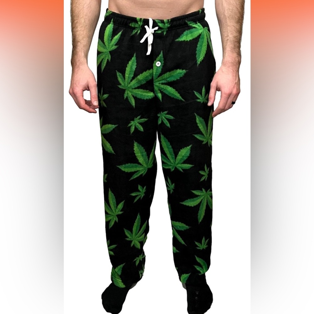 Men's Black and Green Leaf Print Pants